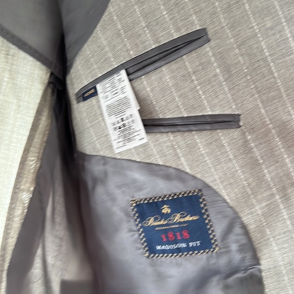 Brand new Brooks Brothers Madison Fit Suit Coat - Picture 4 of 6
